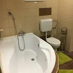 فيلة Bakos Balatonkeresztúr
