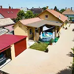 Bakos