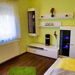 Bakos فيلة *